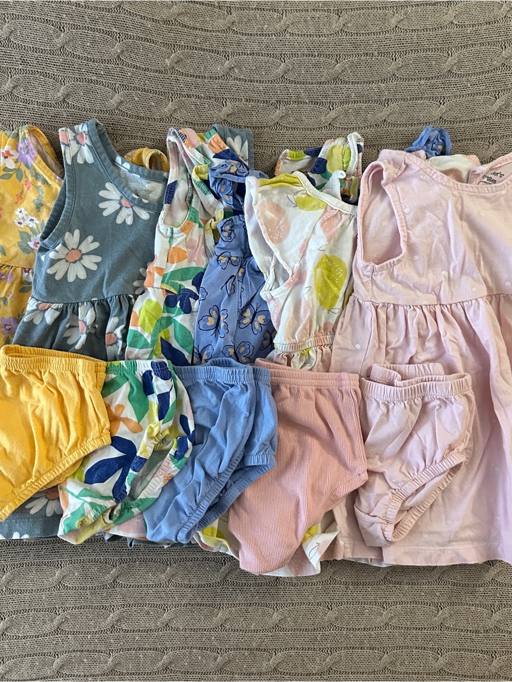 EUC Carter’s 6pc Baby Girl Dress + Bloomer Bundle, Pastel Florals, 18 Months